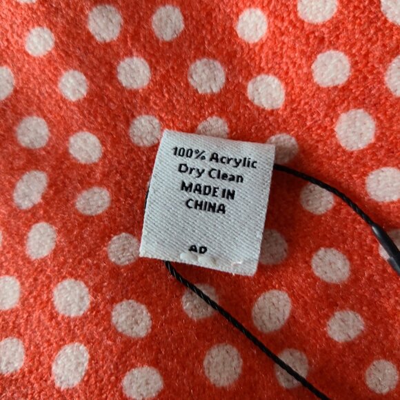 VERA BRADLEY REVERSIBLE SCARF IN CORAL MEADOW 72'' L X 20'' W - Picture 6 of 9